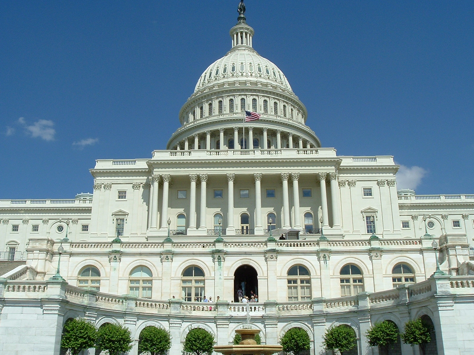 A Photo of the Capitol Building in Washington DC. Author: Vcelloho